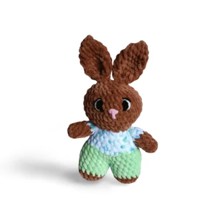 Doudou Lapin en Salopette en Crochet - Fait Main, Doux et Unique